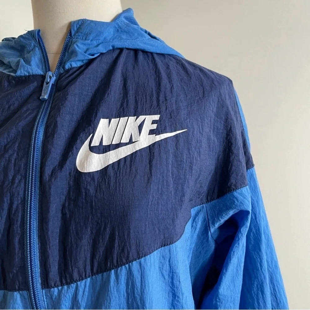 Nike Boy’s Blue Crinkle Nylon- SZ XL -Woven Windbreaker Hooded Packable Jacket